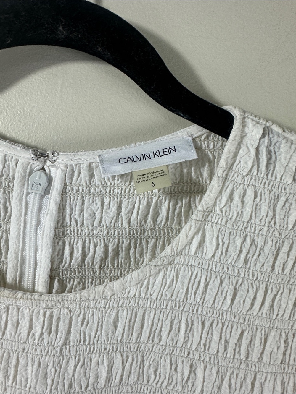 NWT Calvin Klein White Smocked Bodice Puff Short Sleeve Dress size 6 - Picture 3 of 7